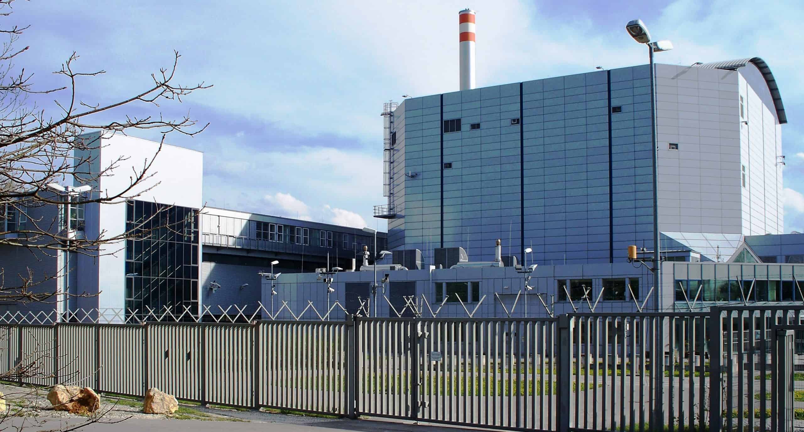 Le site de Garching qui abrite source à Neutron FRMII s’agrandit pour répondre à la demande croissante des chercheurs