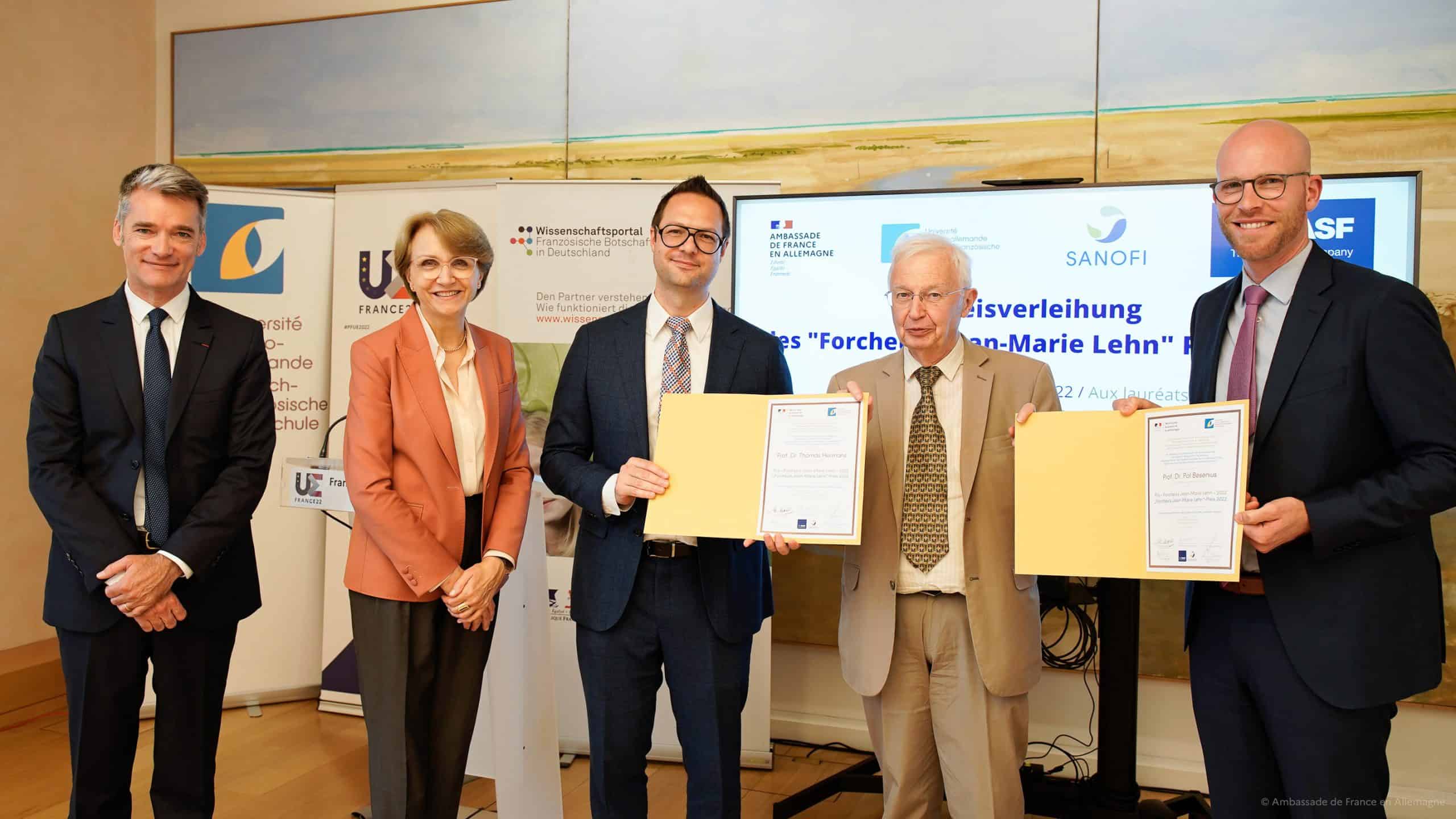 Le Prix Forcheurs Jean-Marie Lehn 2022 récompense les chercheurs Pol Besenius et Thomas Hermans